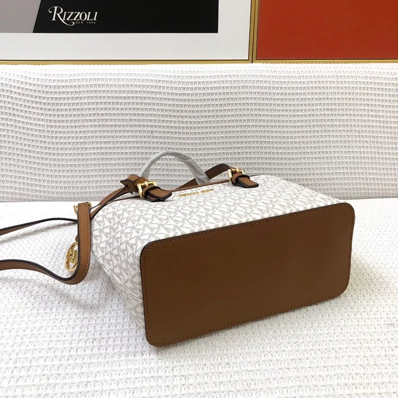All Categories Official Website "Brand Women's Bags" Women's Bags 💙 MK 2023 New MK Crossbody Bag